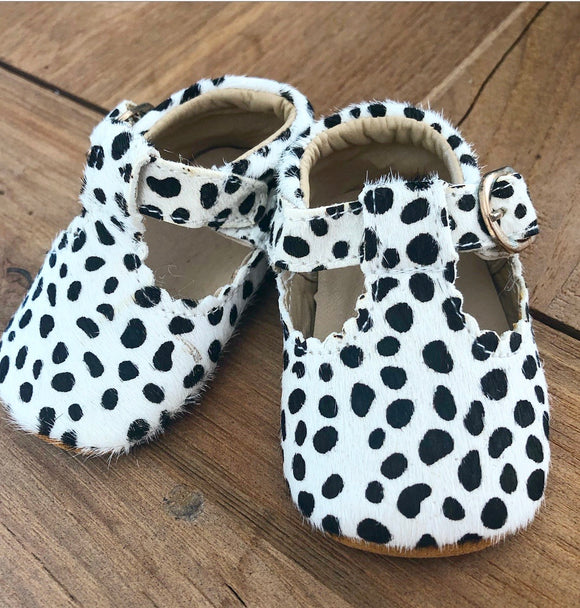 Chaussures bébé en cuir dalmatien